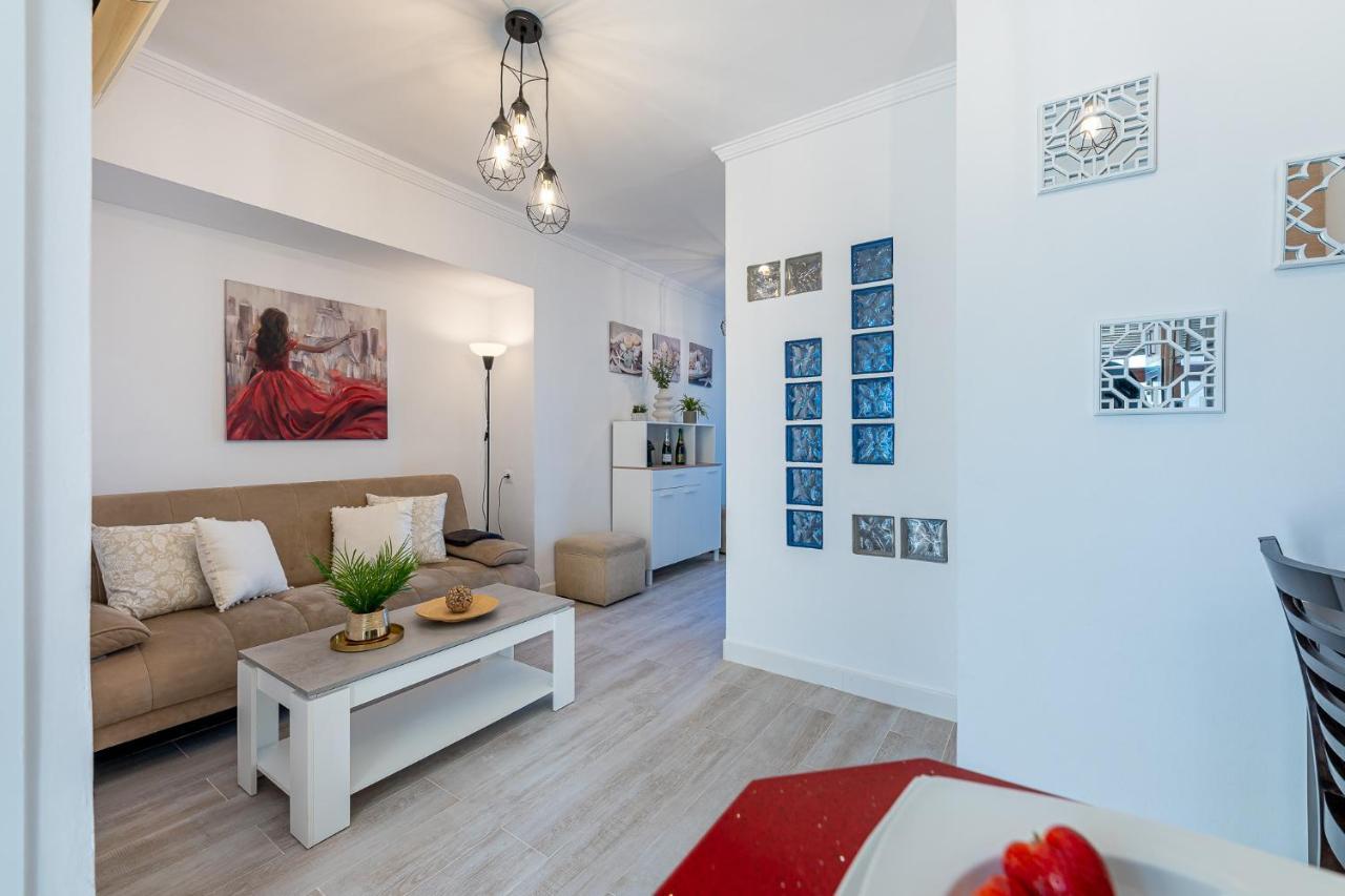 797 Holiday Rentals- Apartamento En Aloha Playa Frente Al Mar Benalmadena Ngoại thất bức ảnh